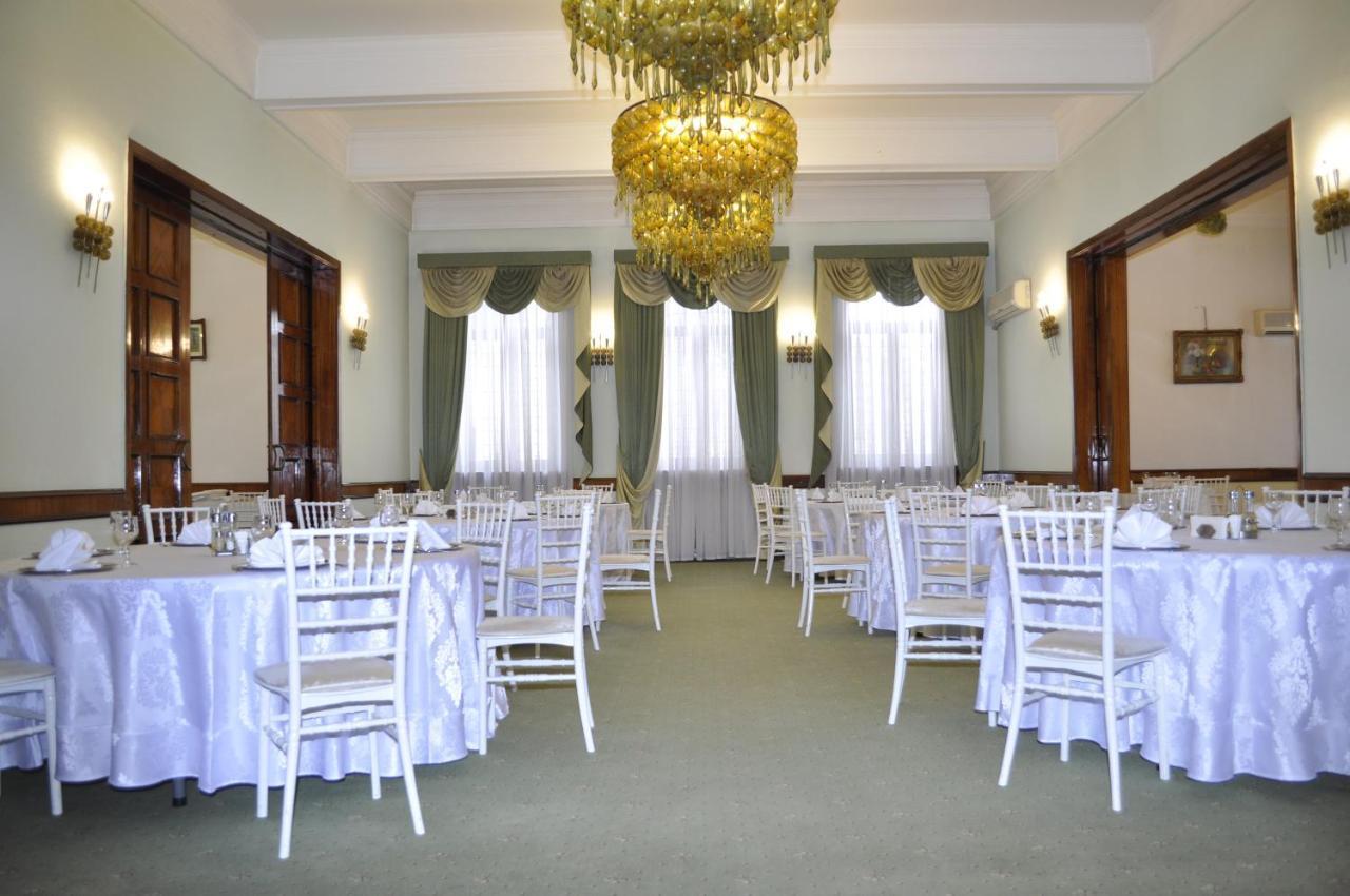 Triumf Hotel 2*