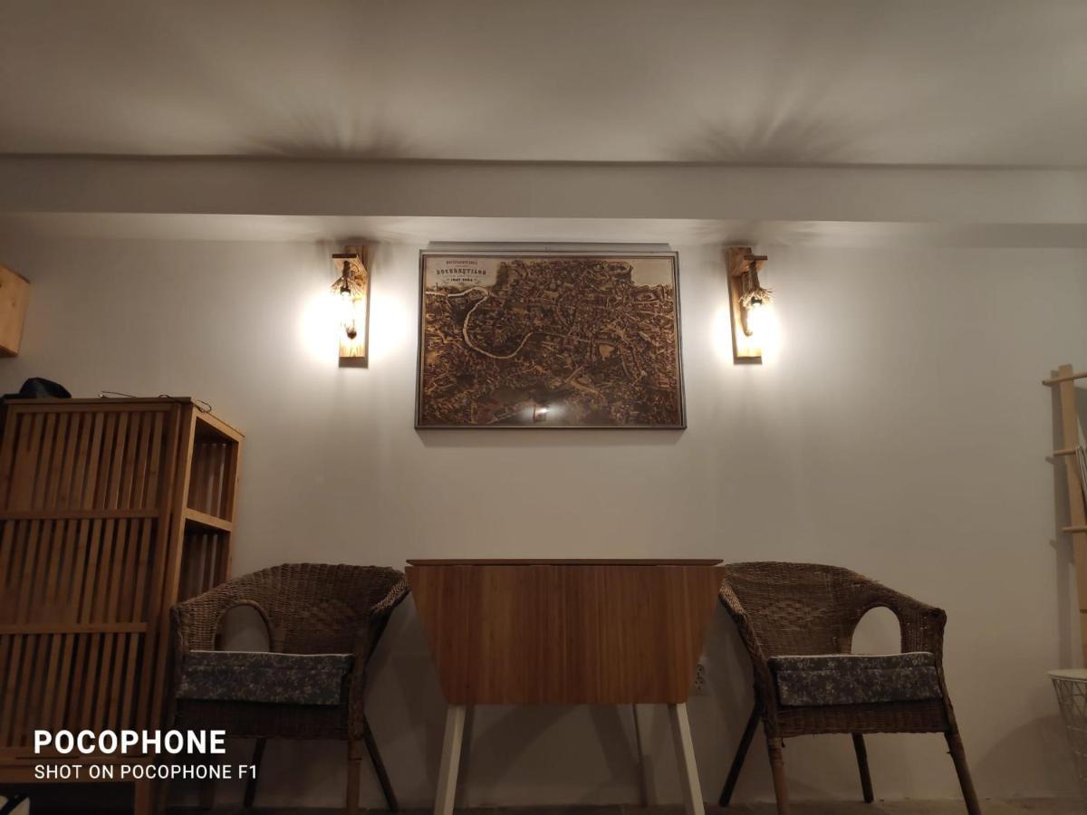 Heart Of The By The River Apartment
