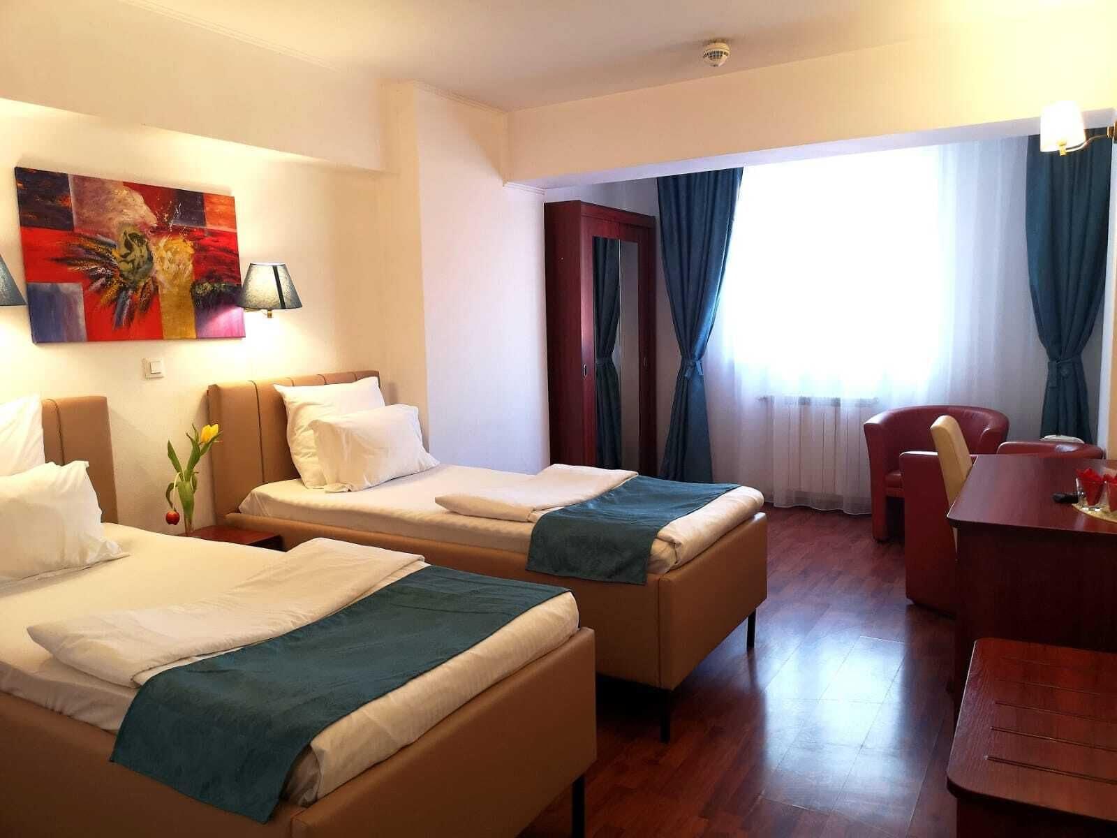 Hotel Atrium City Center 4*