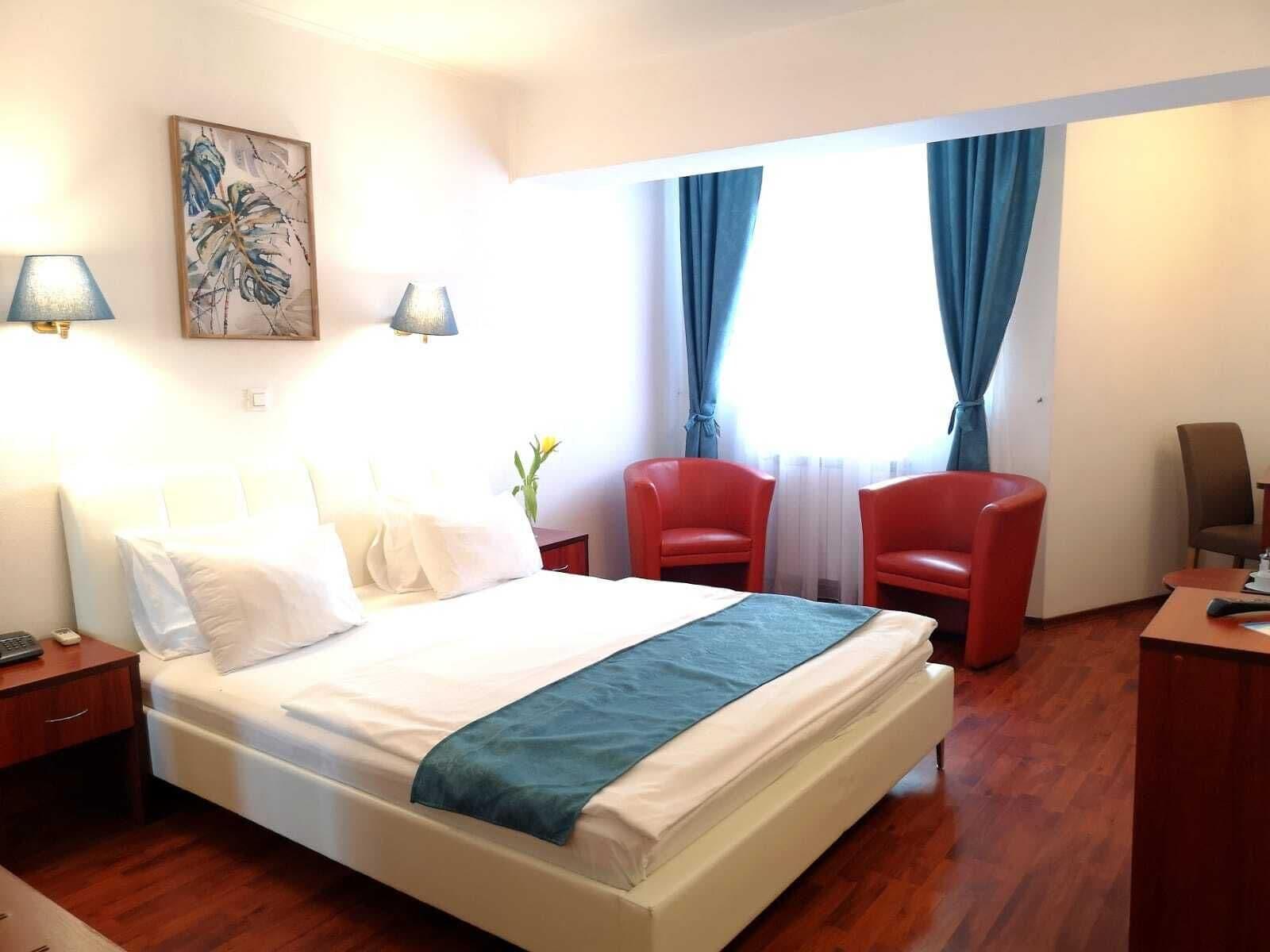Atrium City Center 4*