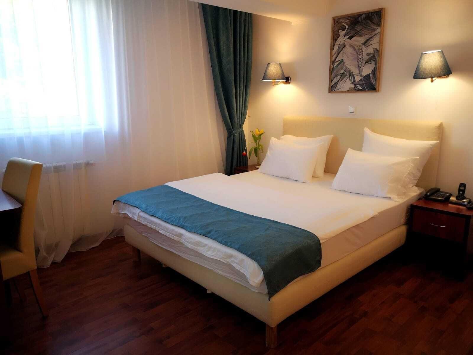 Atrium City Center Hotel 4*