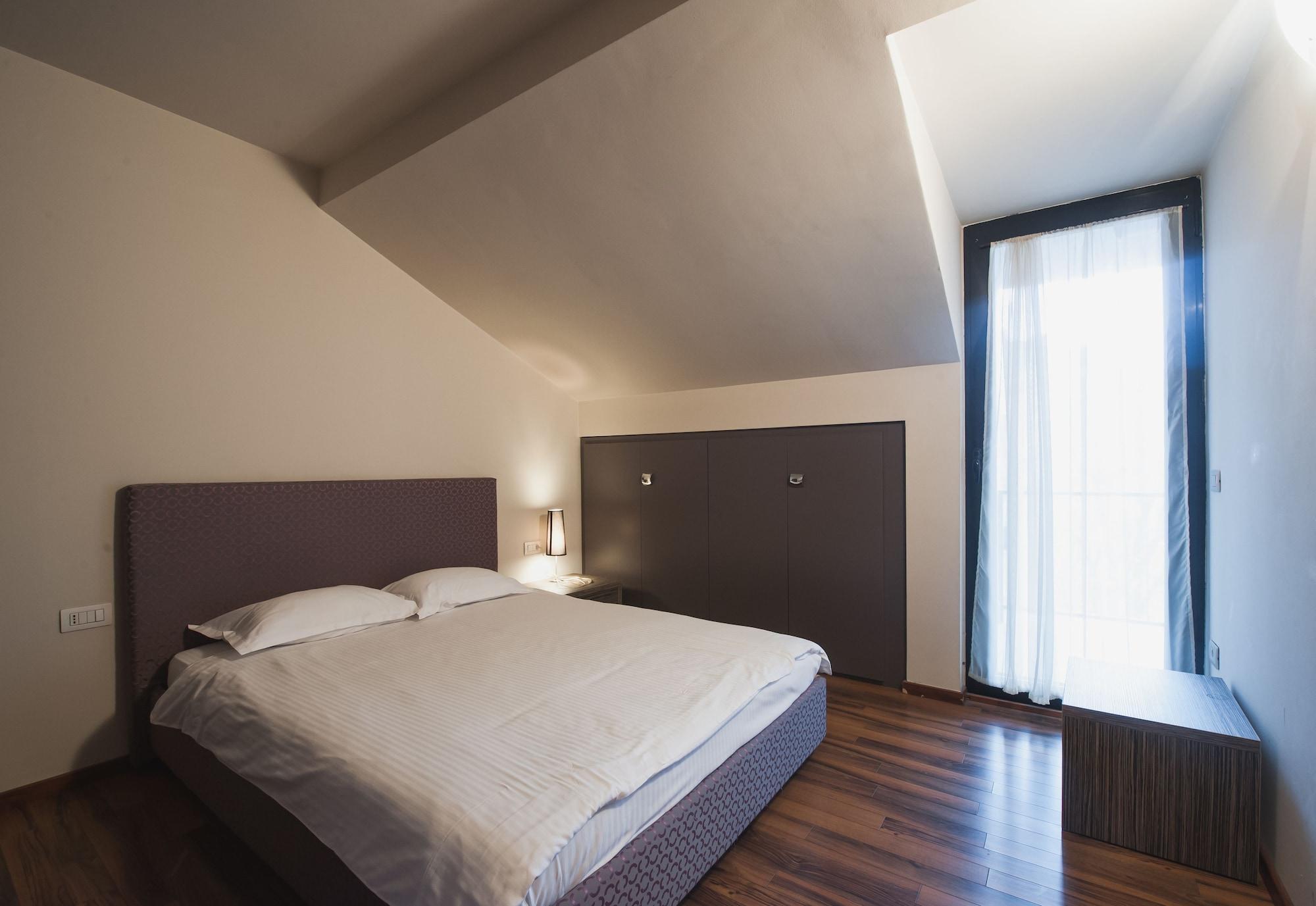 Hemingway Hotel 3*