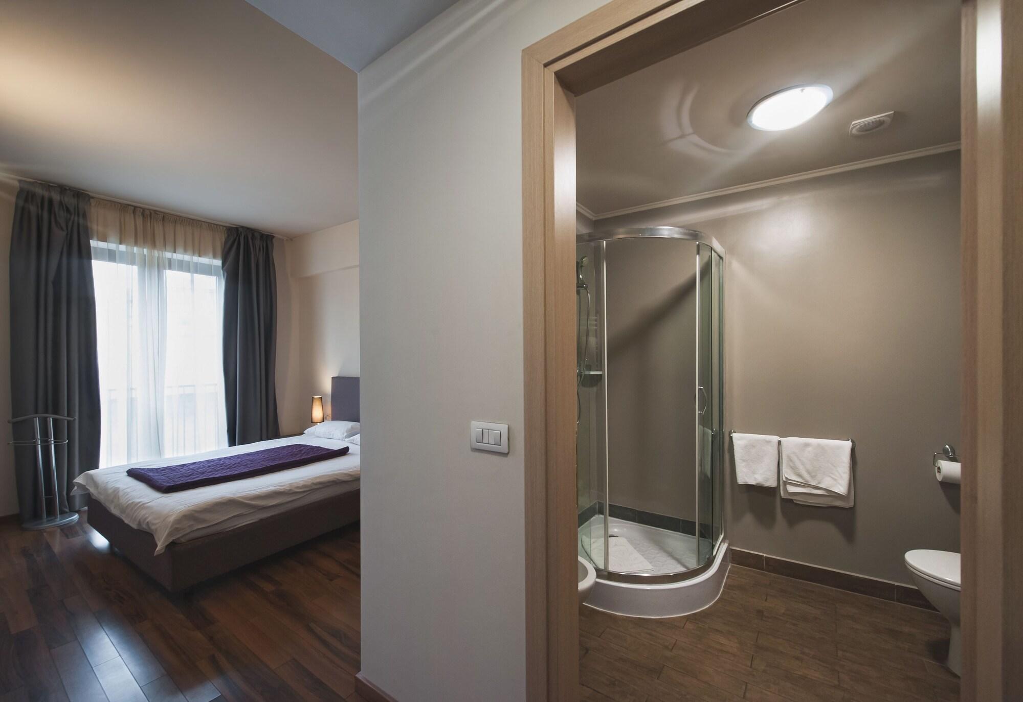 Hemingway 3* Bucharest