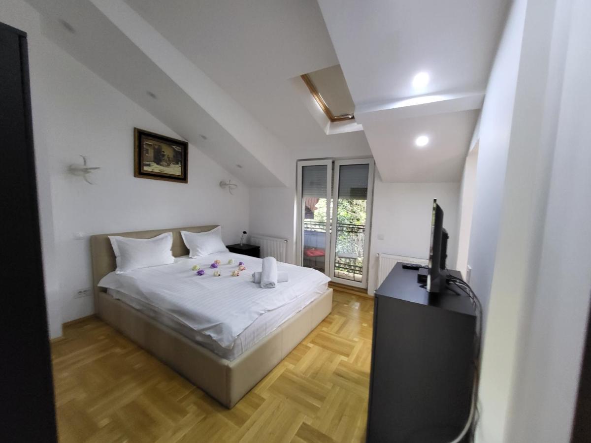 Apartment Mega Mall Monza Super