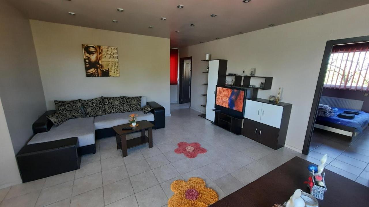 Spacious, Modern In New - Sleeps 6 Apartament *