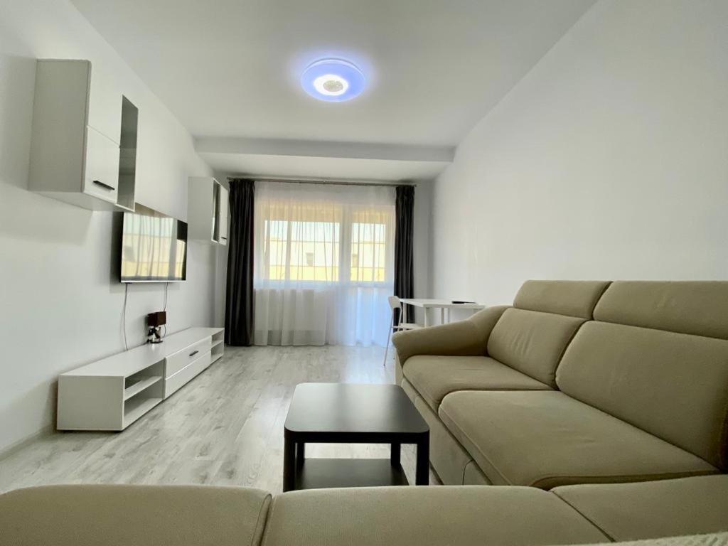 Titan Pallady Apartment Bucharest