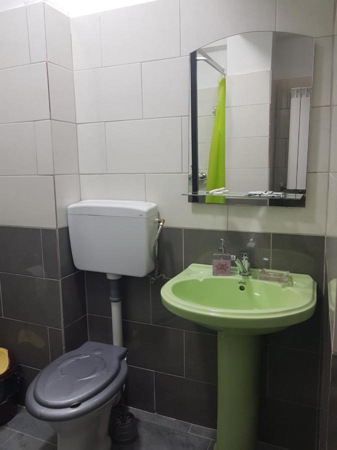 Casa Darya-24h Check-in Homestay Bucharest