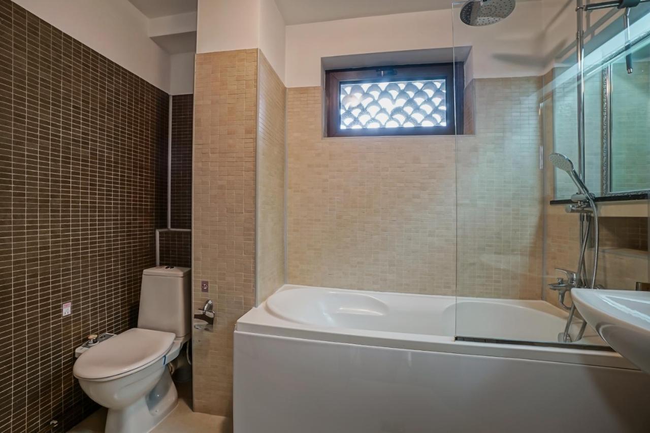 Lovely - 3 Bdr. Serviced In Old Town *