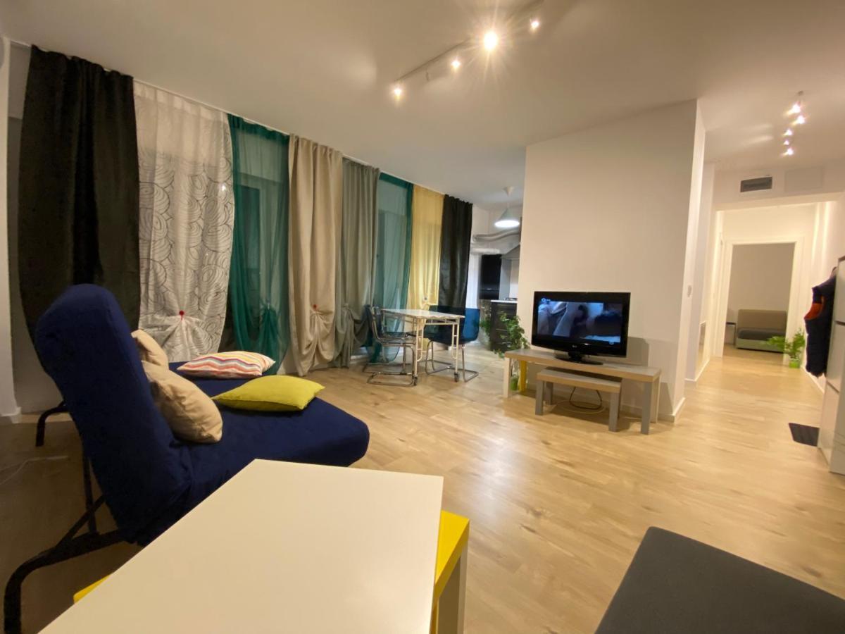 109-7 With Roof View Apartment *