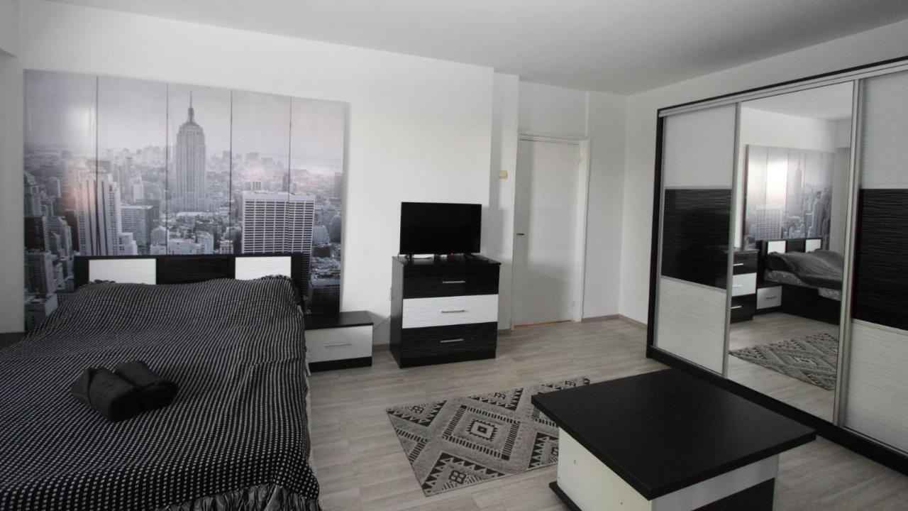 Apartament Holidays Host Splaiul Unirii *