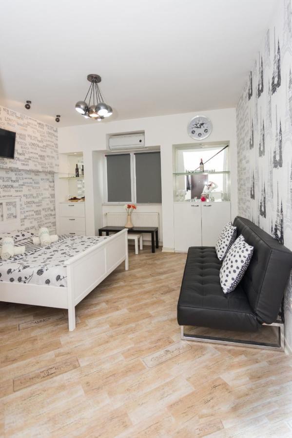 Apartment Downtown Studio Bucharest