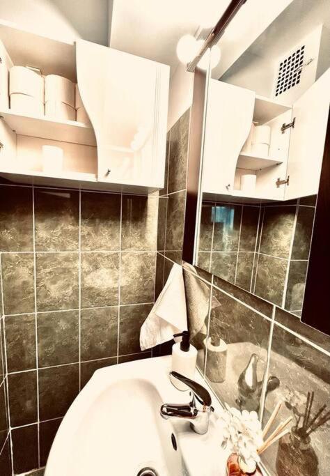 Apartment City View Studio In The Heart Of *