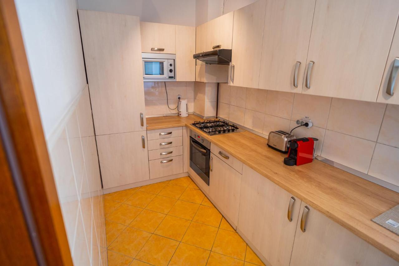 Apartamento Sunny & Spacious Place With Breathtaking View Bucareste