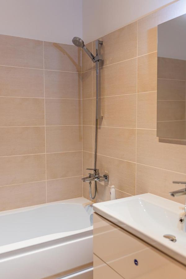 Apartamento Sunny & Spacious Place With Breathtaking View