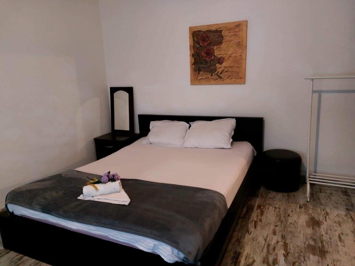 Apartment Huge 3 Apartament In City Center!