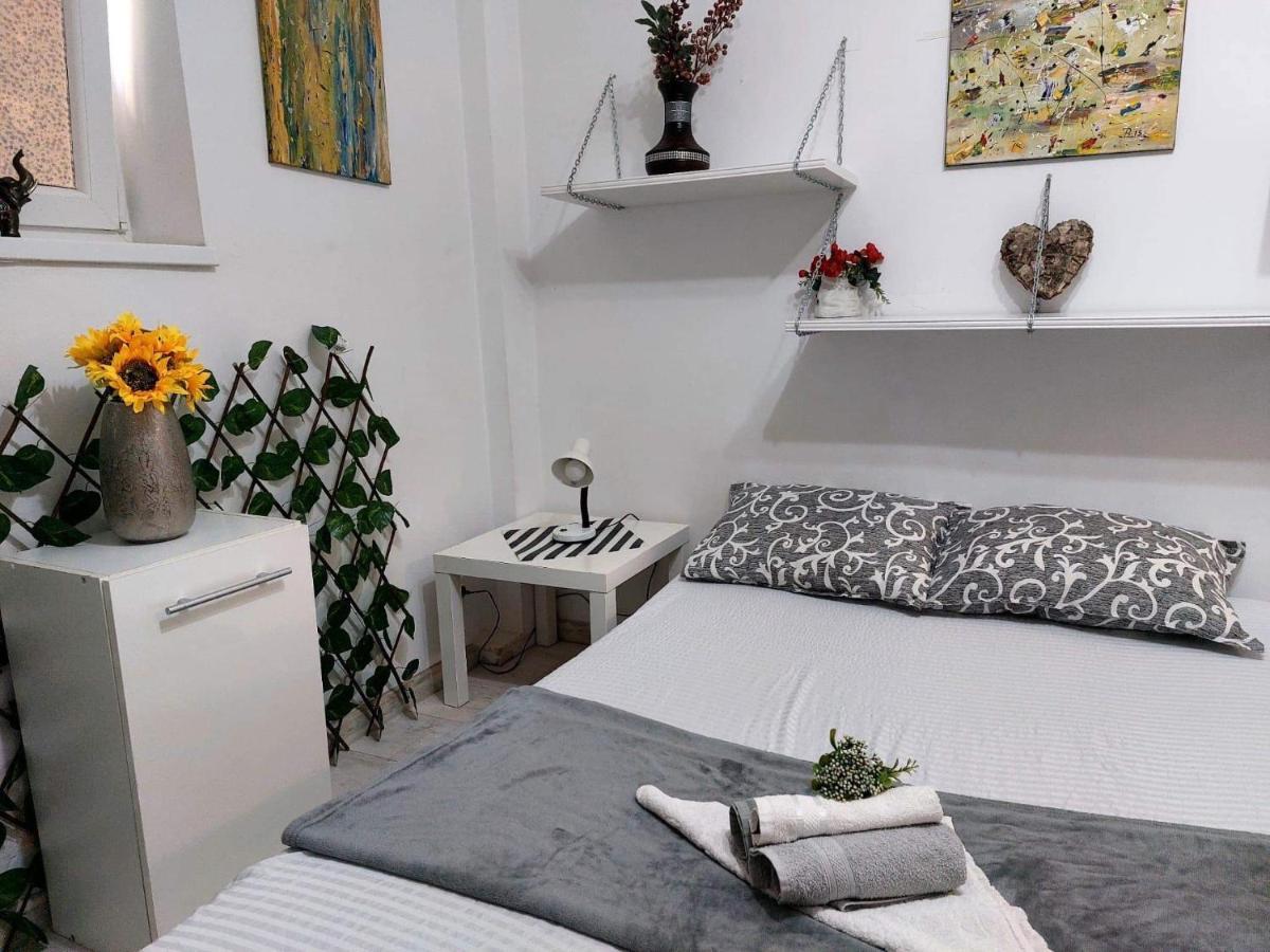 Center - Small&cozy Apartment
