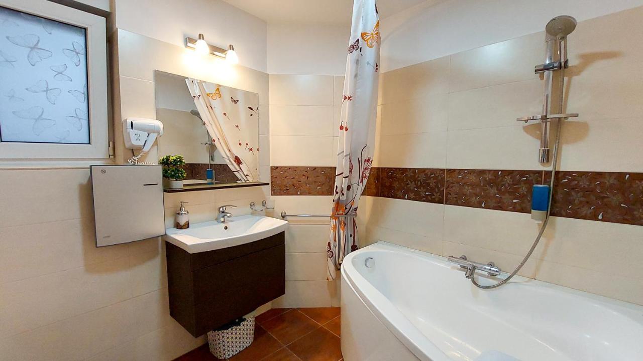 Fancy 1bd Family Friendly In Historical Centre Bucareste