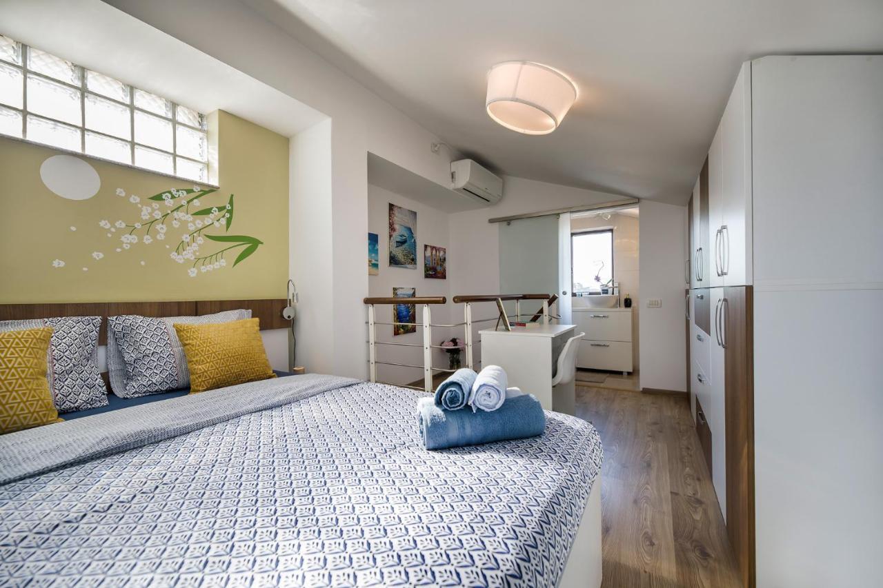 Penthouse With Sauna And Terrace Apartamento Bucareste