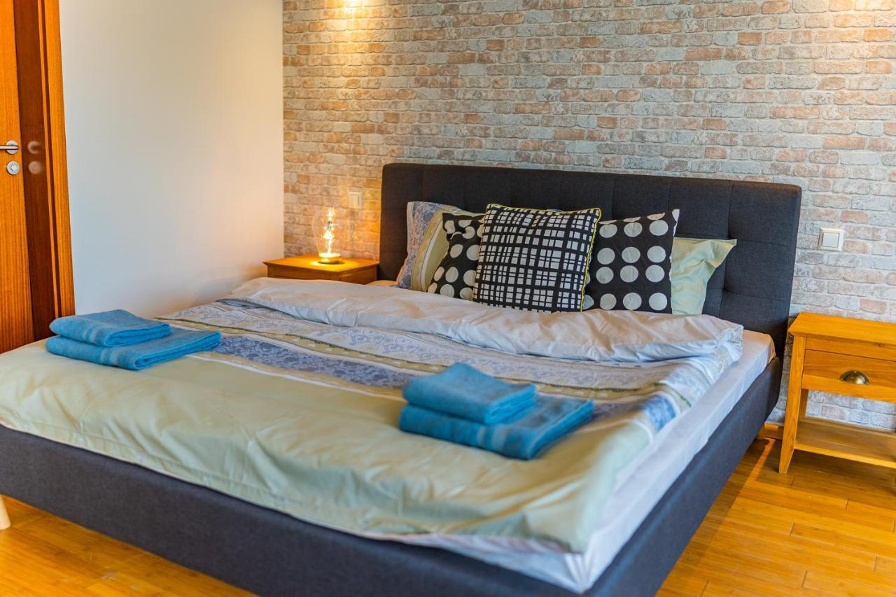 Sunny & Spacious Place With Breathtaking View * Bucareste