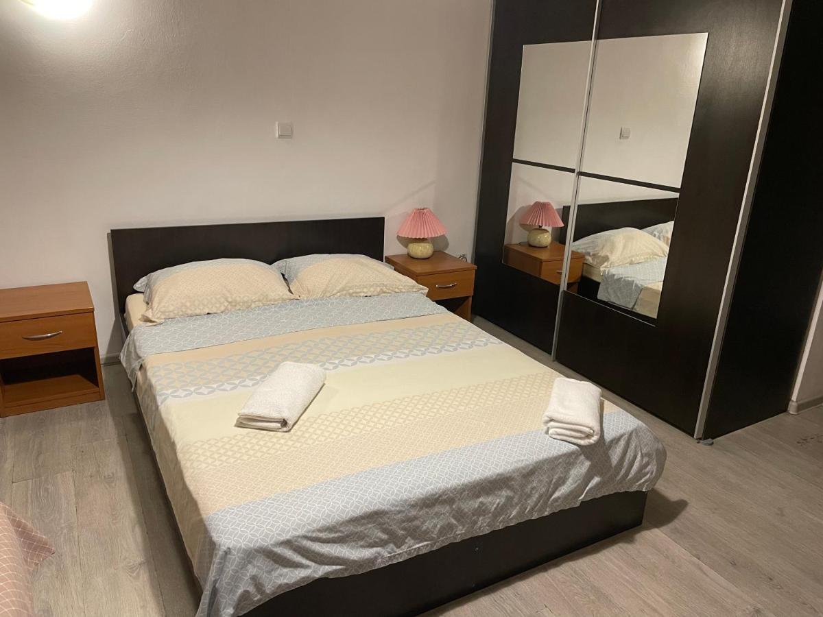 Apartament Piata Amzei Nr.1 Bucureşti