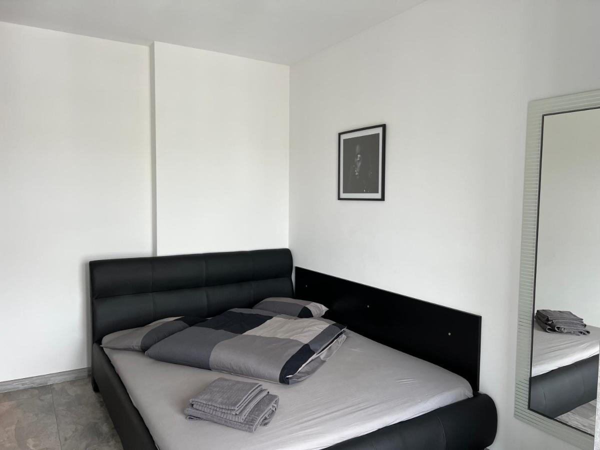 Marvelous 4 Penthouse Rooftop Terrace W14+w15 * Bucureşti