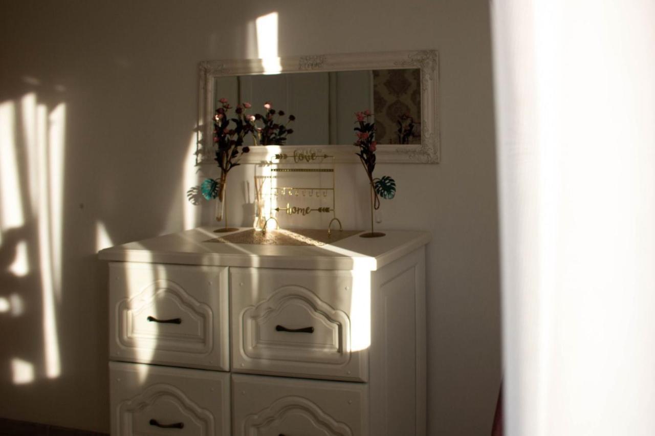 Cozy Special Queen Mary With Parking Apartment *