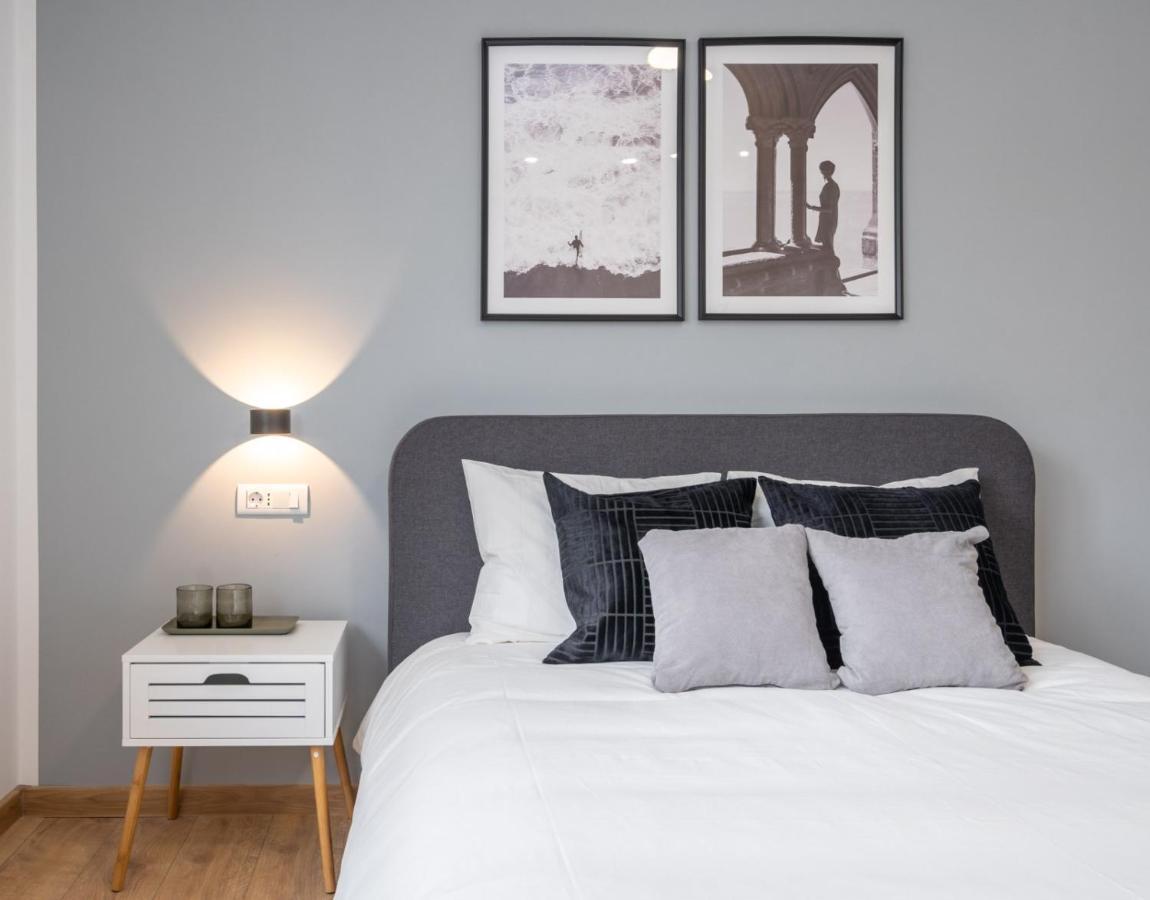 Gorgeous With View In Piata Universitatii Apartment *