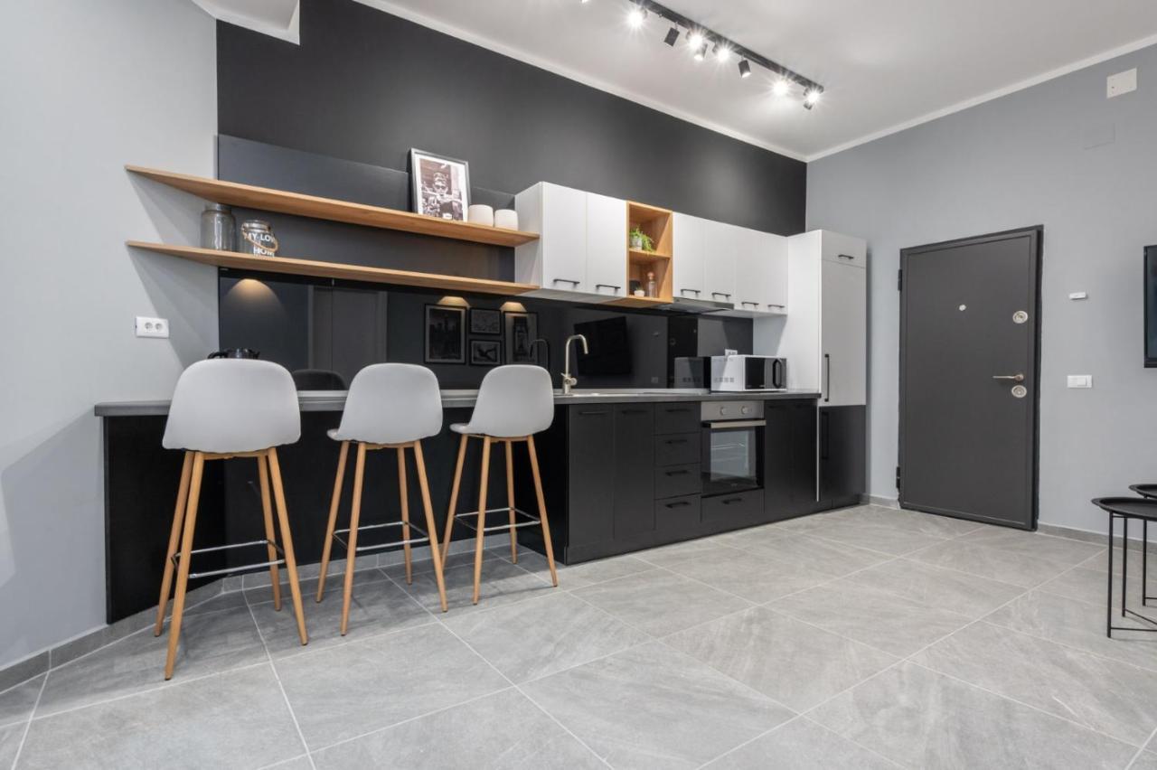 Apartment Gorgeous With View In Piata Universitatii Bucharest