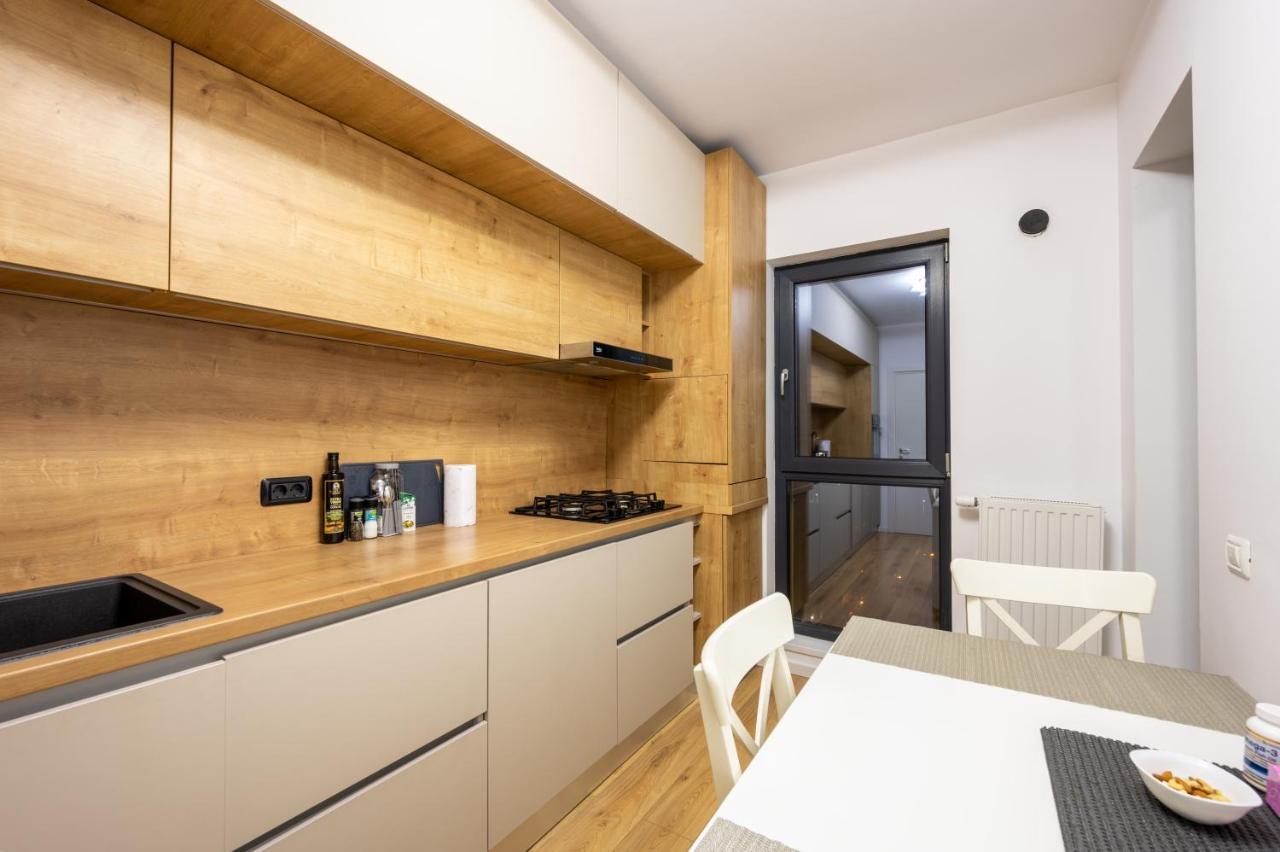 Plaza 1 Apartment