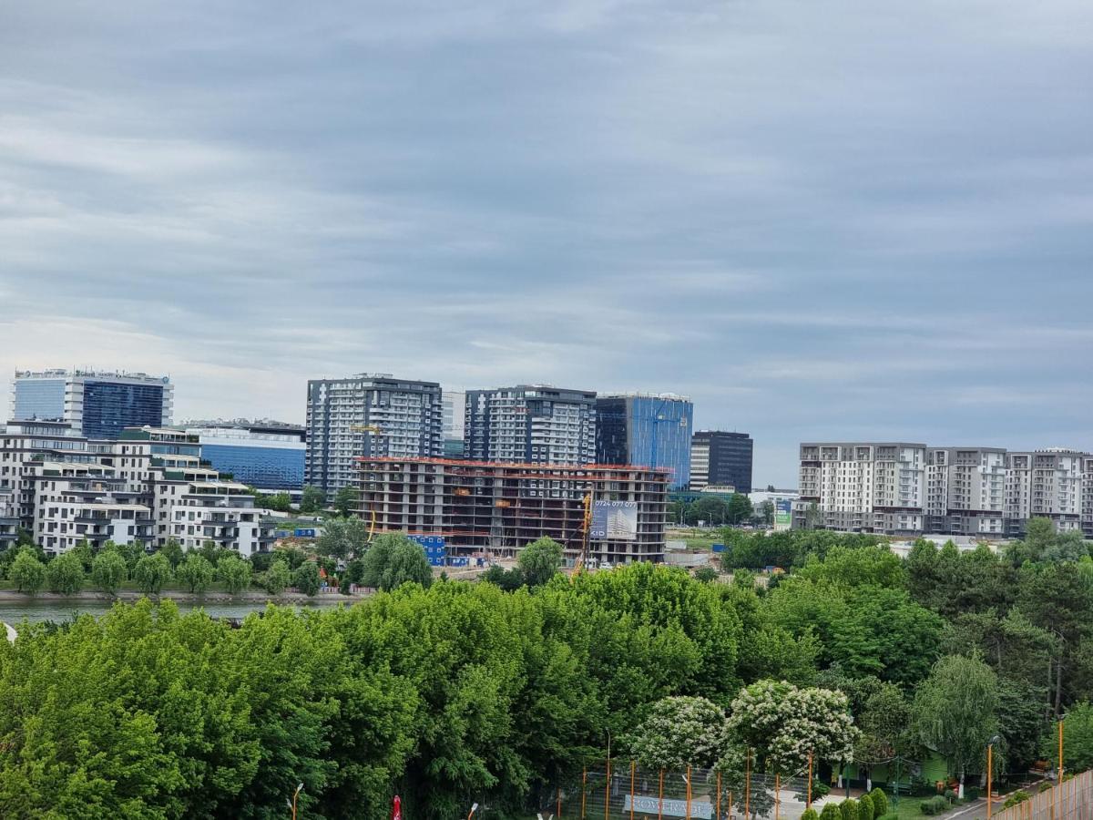 Apartment Business And Family Luxury In Floreasca On Bucharest