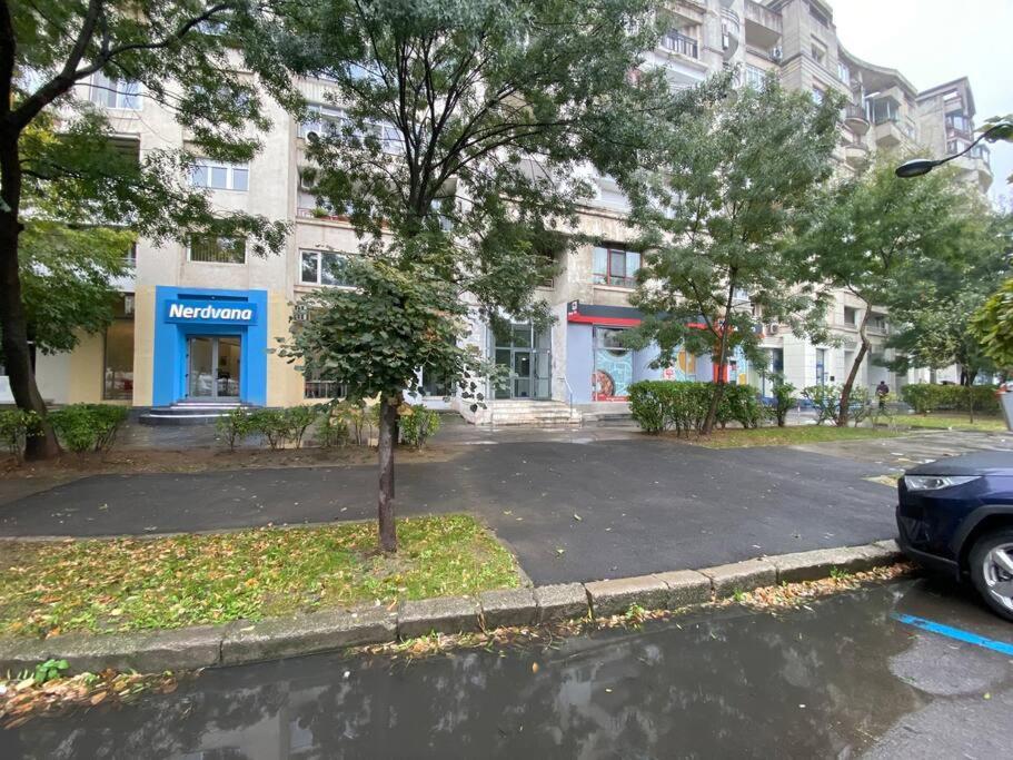 Apartment 43 *
