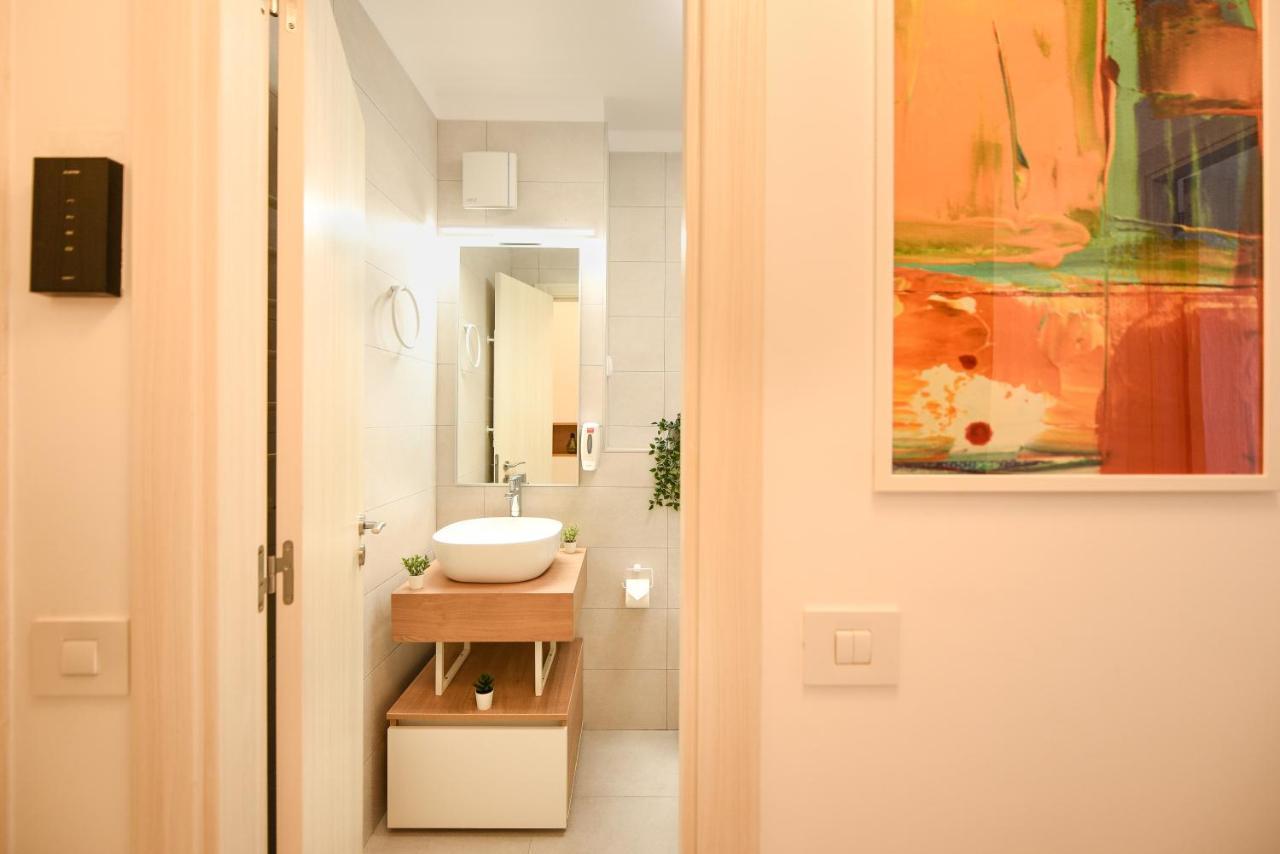 Colorful Fusion - Modern 1br Near Romexpo Center