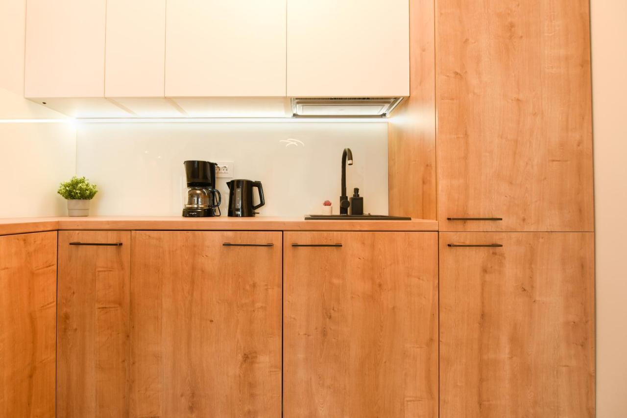 Apartament Colorful Fusion - Modern 1br Near Romexpo Center