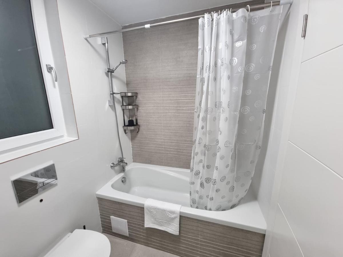 Business And Family Luxury In Floreasca On *