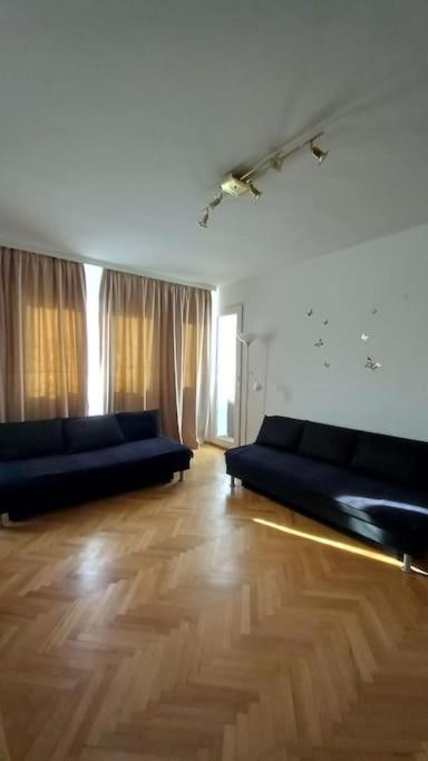 Cozy Place * Bucureşti