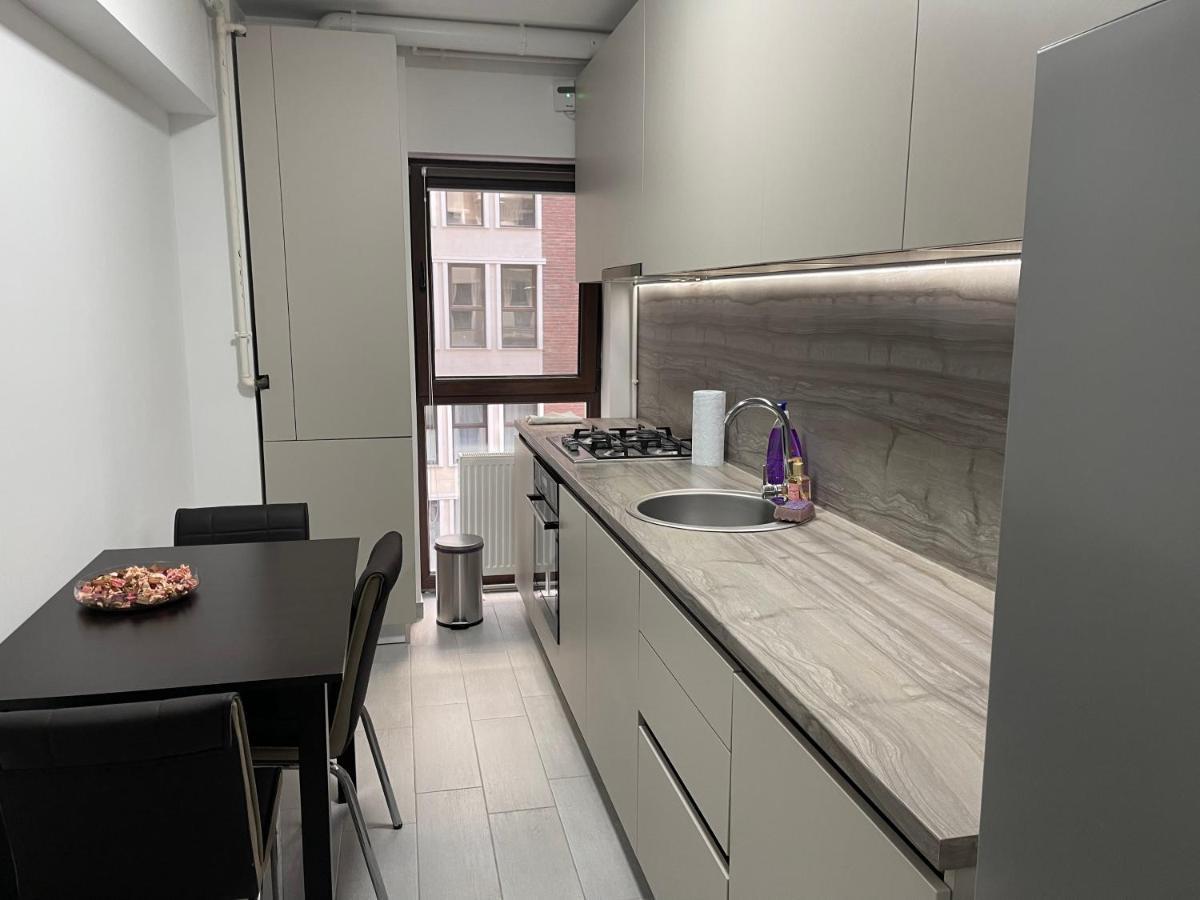 Moghioros Park Apartment Bucharest