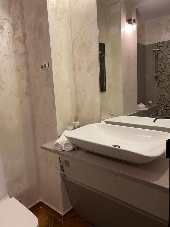 Victoriei Deluxe Apartment Bucharest