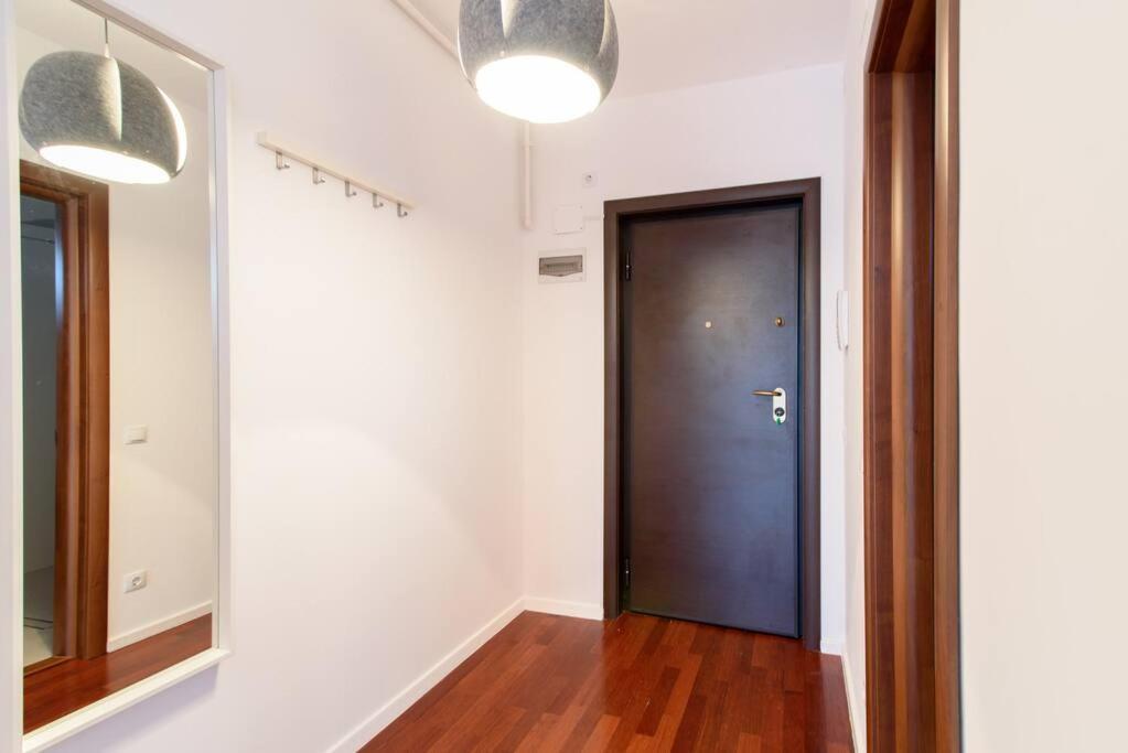 Apartamento Bianco 16 - Studio Universitate - Old Town
