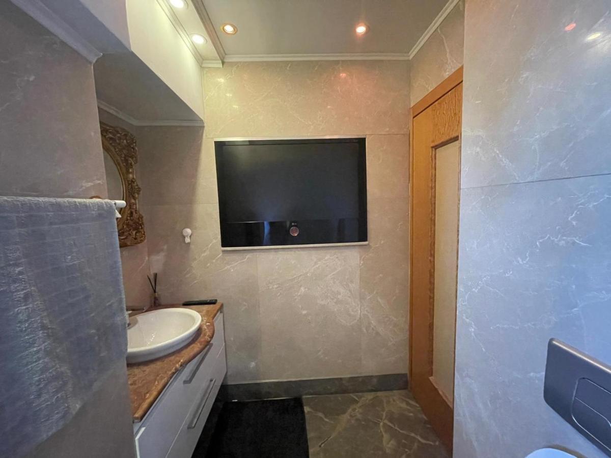 Penthouse Group 4 * Bucharest