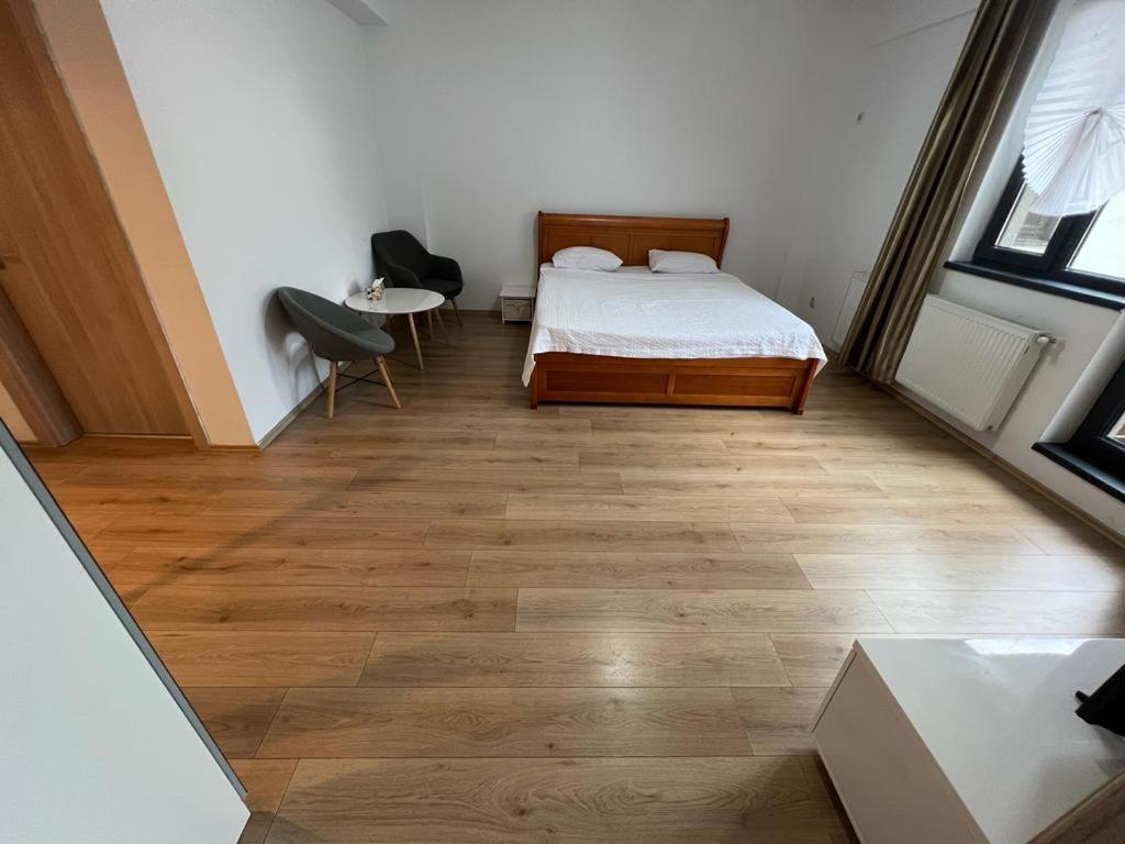 Apartament Natatiei Bucureşti
