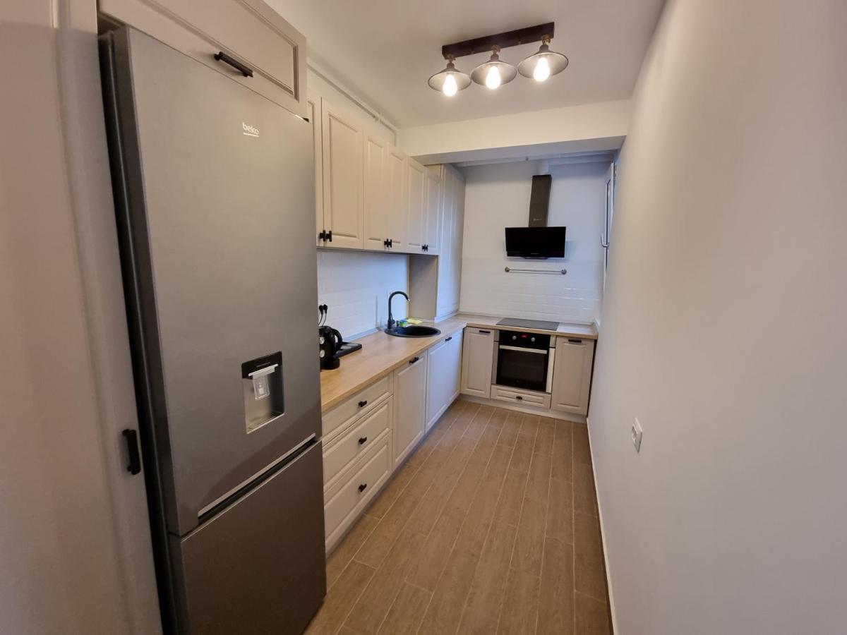 Grand Look & Location For Business On Apartment