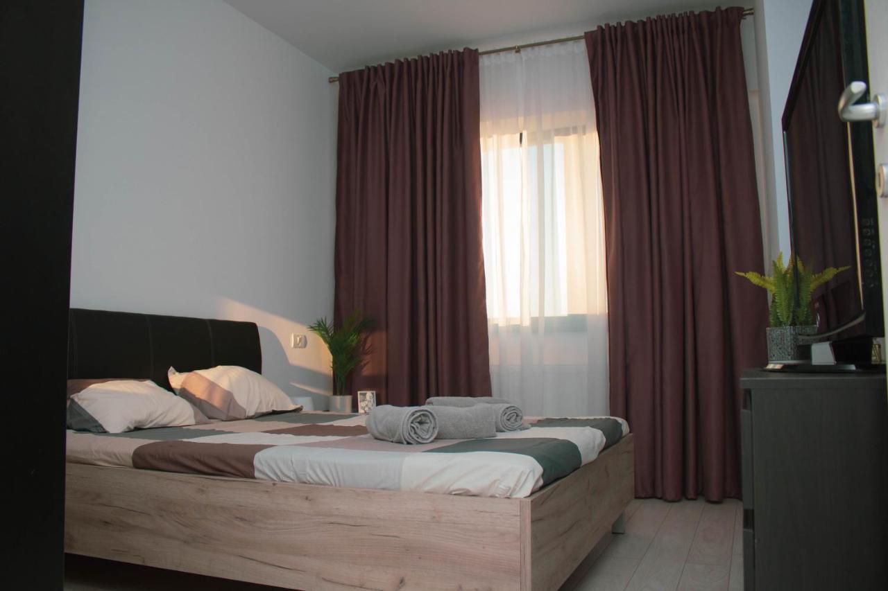 Apartment Cozy Special Lake View Bucharest