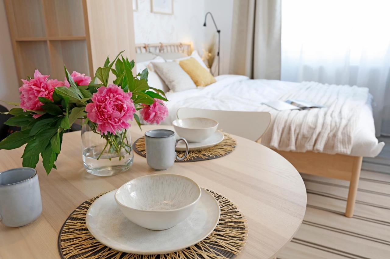 New & Cozy In Ghencea + Netflix * Bucharest