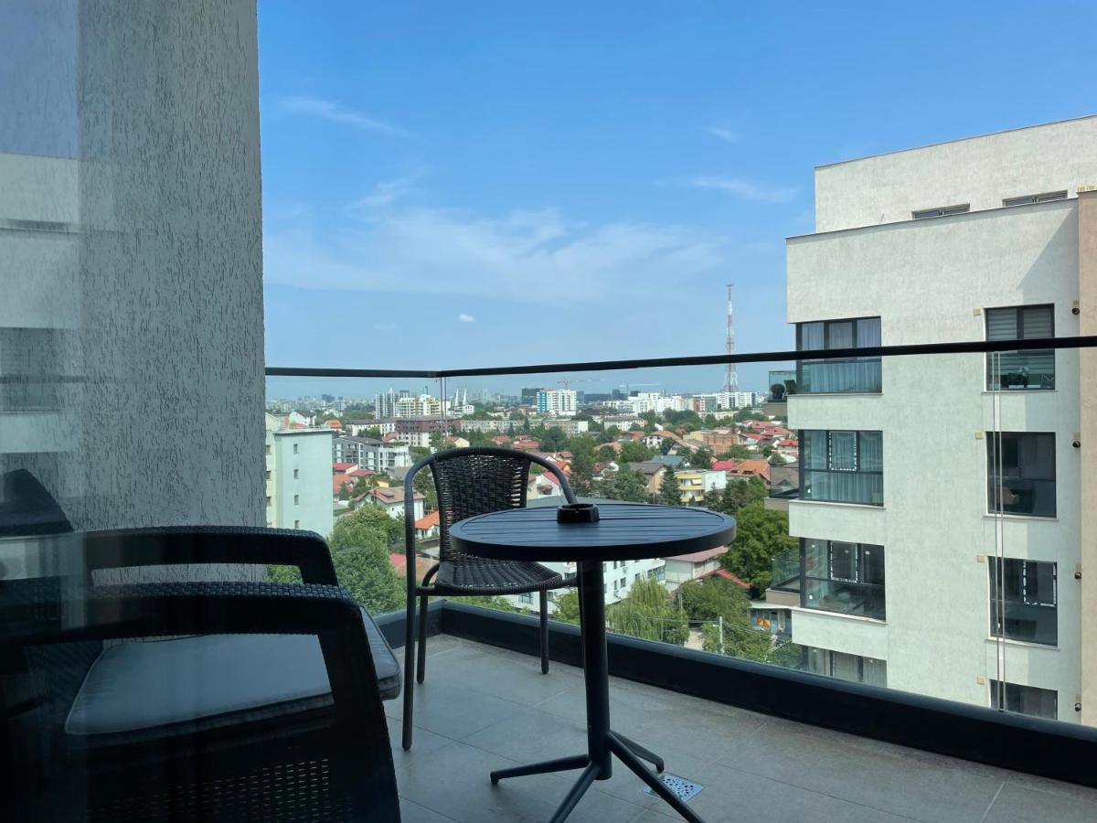Apartment Luxury Westpark 2-room Lakeview W5 Bucharest