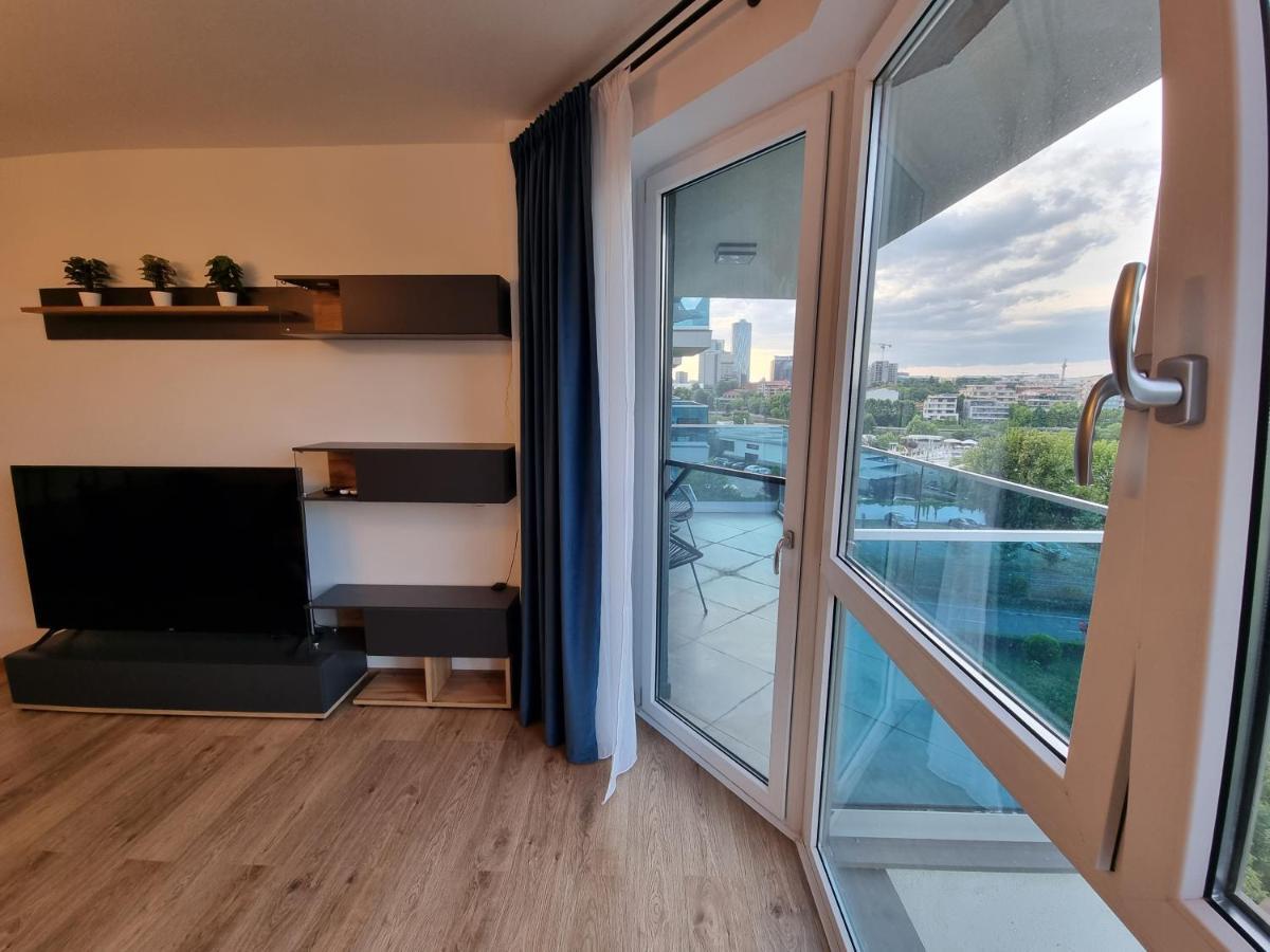 Apartment Grand Look & Location For Business On *