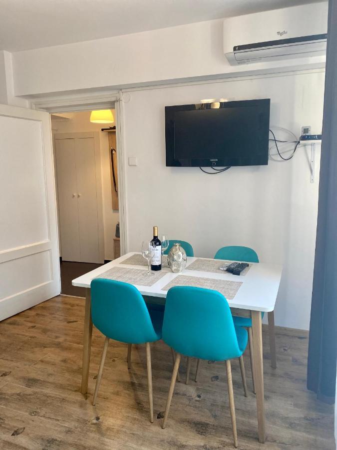 Ultracentral - Pe Calea Victoriei Apartment