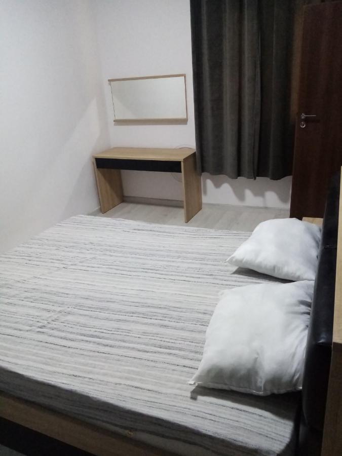 Apartament 2 Camere, Super Dragut Si Spatios, Zona Linistita, 100 Metrii De Calea Victoriei Apartment *