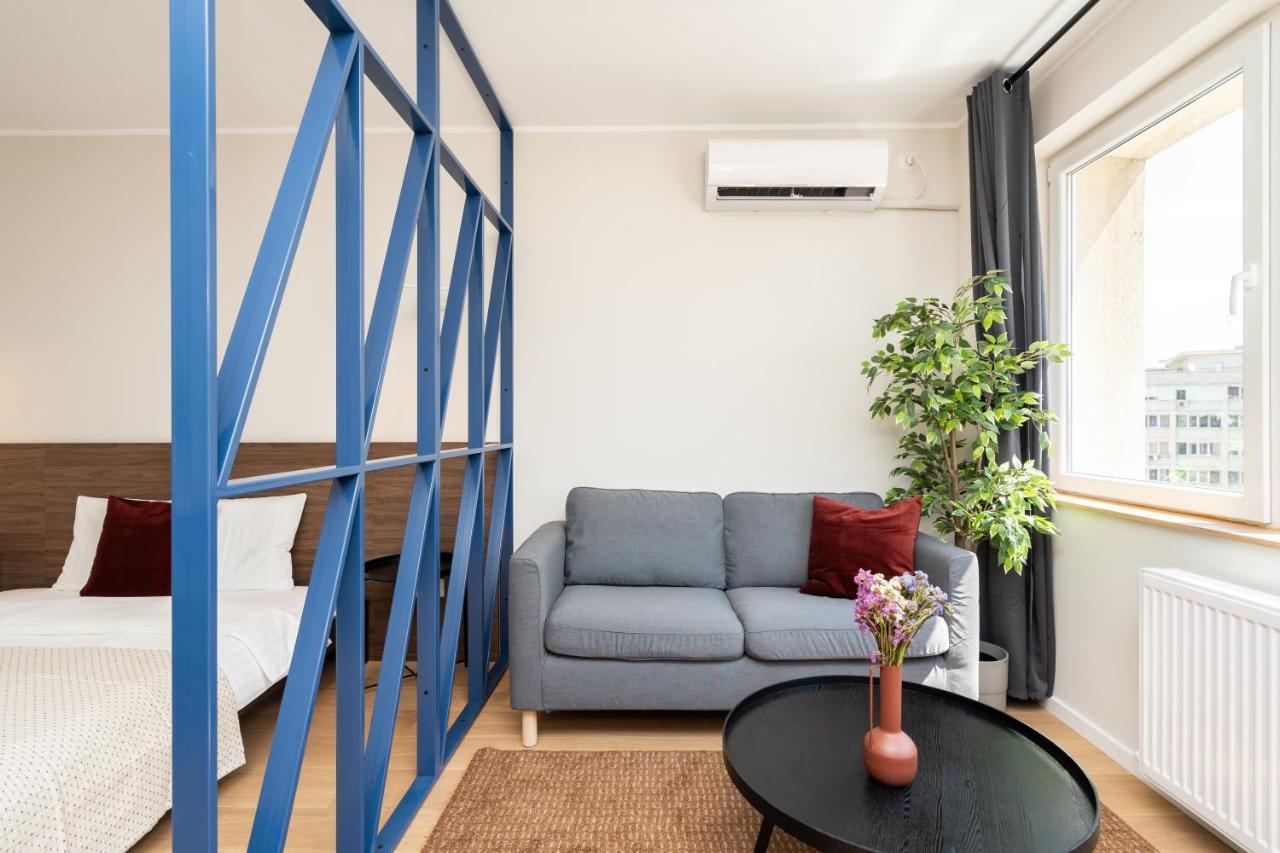 Elegant In The Heart Of The Town Apartment *