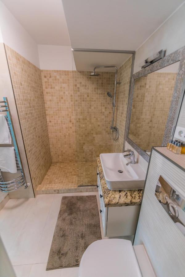 Apartament Saphir Stein 19th Bucureşti