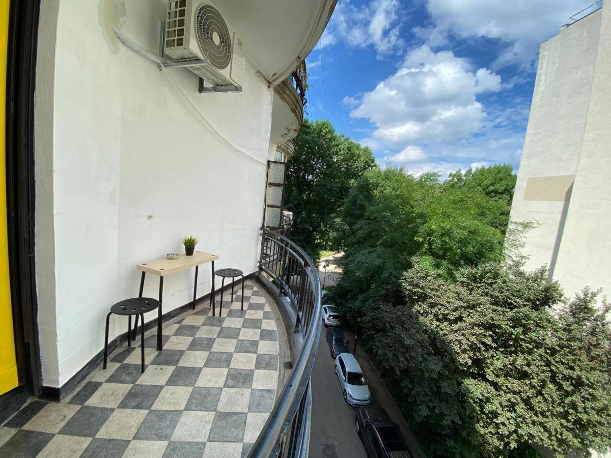 Bright Studio With Cismigiu Park View Apartament